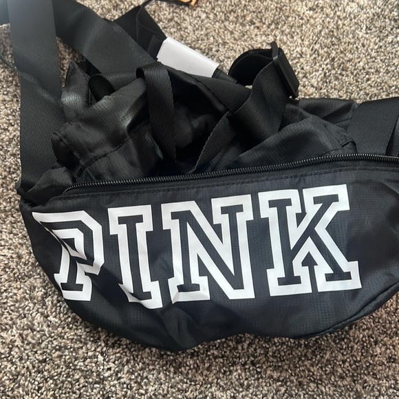Pink convertible backpack / Fanny pack with tags - Picture 2 of 6